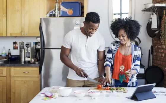 How Couples Can Maintain Healthy Lifestyle Habits Together